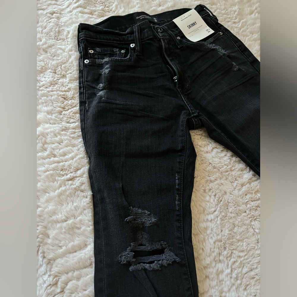 A&F Black Ripped Jeans - Picture 8 of 8